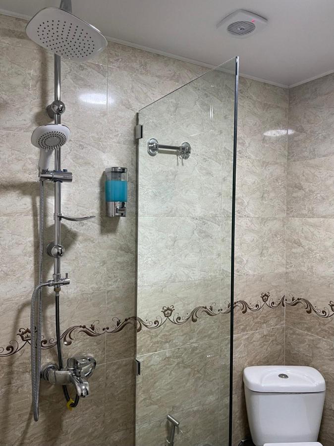 Hotel Sonata Батуми Экстерьер фото